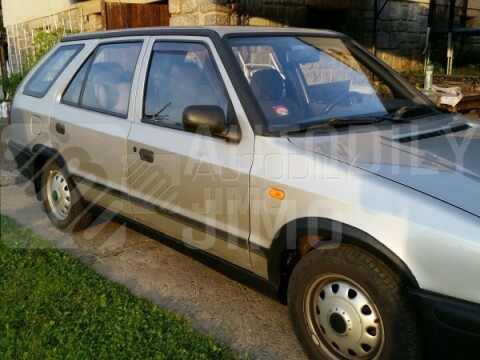 Plastové lemy blatníku Škoda Felicia 4ks/sada