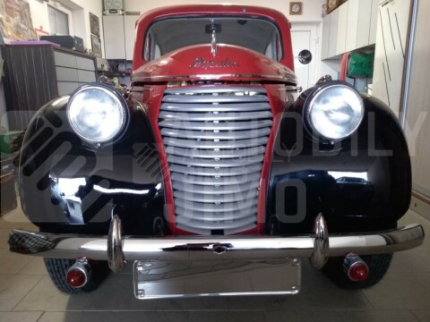 Chromová podložka pod SPZ - nerez