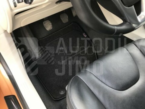 Textilní autokoberce Volvo V40, 12- gramáž 2000g/m2
