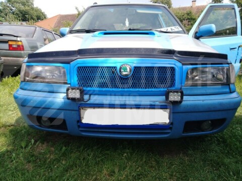 Mračítka Škoda Felicia I 1998-2001, kryty světlometů