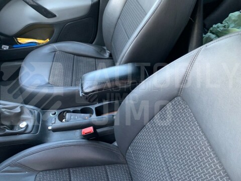 Loketní opěrka Škoda Octavia II 04-13 černá kůže