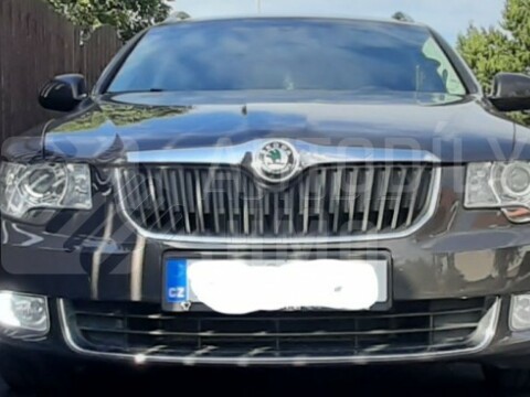 Superlight LED žárovka P21W do denního svícení Škoda BA15S