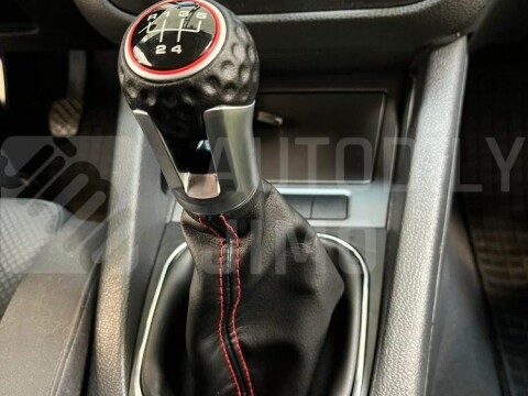 Germany Rukojeť řadící páka GTi design VW Golf V, Golf VI 2003-2012 5 i 6st.