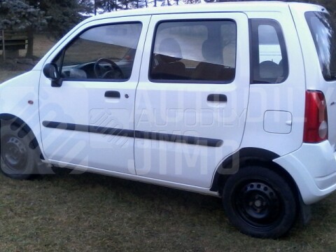 Plastové lemy blatníku Opel Agila, Suzuki Wagon R+ 00-08