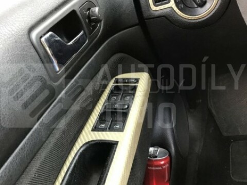 Carbonová, karbonová fólie 3D 127x100cm zlatá