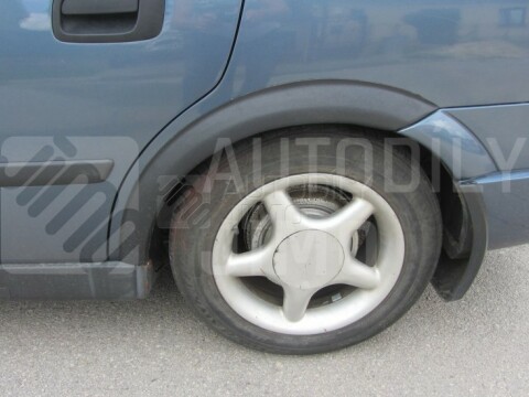 Plastové zadní lemy blatníku Opel Astra G 1998-2009 hatchback, sedan, 3dv.