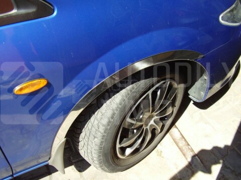 lemy blatniku Mazda Premacy 1999-2005