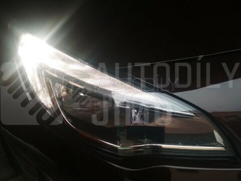 Žárovka W21W Farenheit - denní svícení OPEL