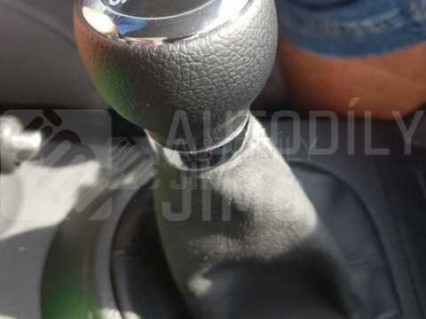 Rukojeť řadící páky VW Passat, Golf, Touran, Caddy 6st, hlavice