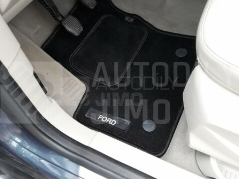 Textilní autokoberce Ford C-Max / Grand C-Max, 2012- s nápisem, gramáž 2000g/m2