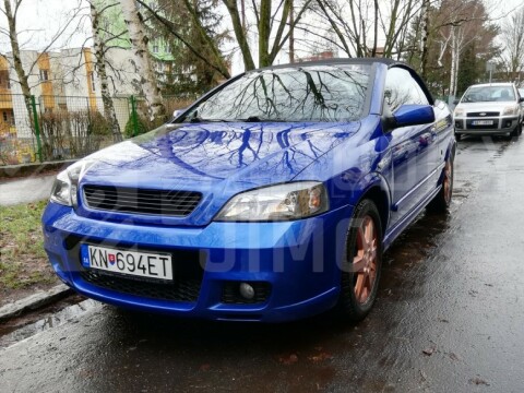 Přední maska Opel Astra G - plastová bez znaku