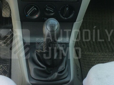 Řadící páka s manžetou, rukojeť Škoda Octavia I. 1U 1.4,1.6,1.9SDi