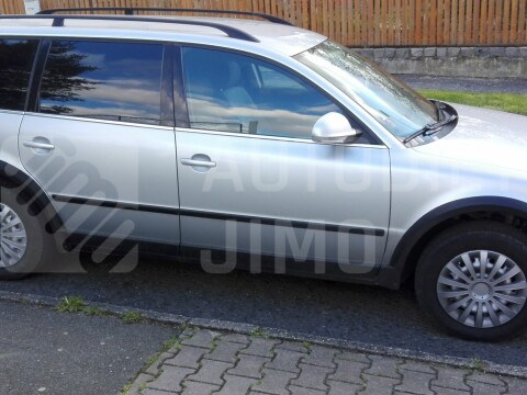 Plastové lemy blatníku VW Passat B5.5 3BG 2000-2005 combi, variant