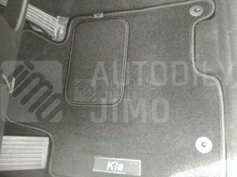 Textilní autokoberce Kia Ceed, 2012- 2017 s nápisem, gramáž 2000g/m2