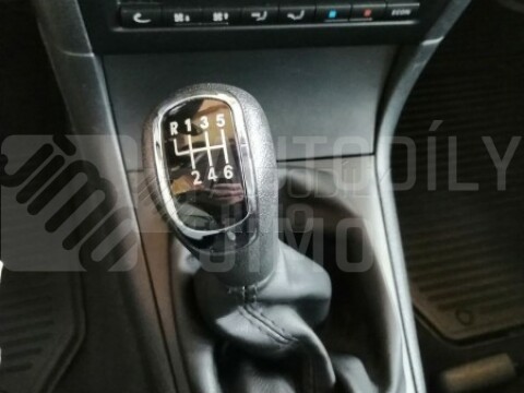 Rukojeť řadící páky Škoda Fabia, Octavia, Superb, Yeti, 6st, hlavice +Manžeta řadící páky Škoda Octavia I 1U - černá 