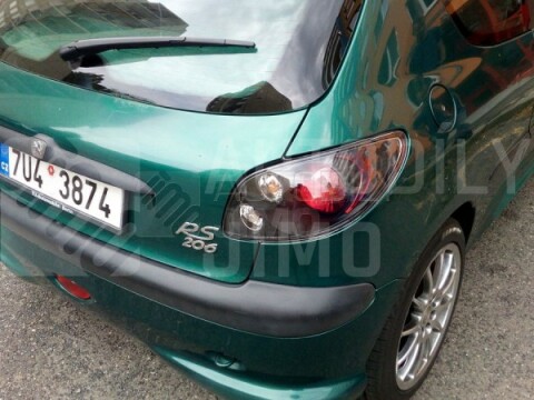 Zadní světla, lampy Peugeot 206 98-, černé