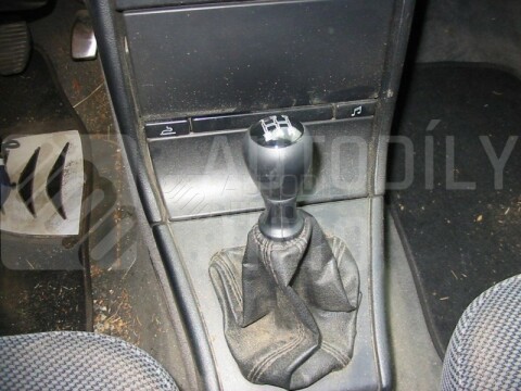 Hlavice řadící páky Peugeot 205, 306, 309, 405, rukojeť