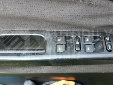 Ovládání stahování oken VW Golf, Passat, Bora 4el. okna