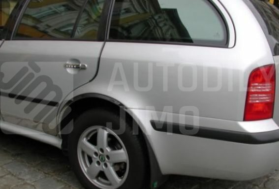 nerezové lemy blatníků Škoda Octavia I - tři druhy povrchu