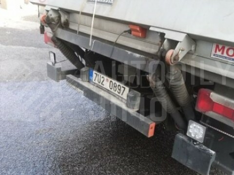Přídavné pracovní a couvací světlo, 27W 12V / 24V, hranaté Přídavné pracovní a couvací světlo, 27W 12V / 24V, hranaté