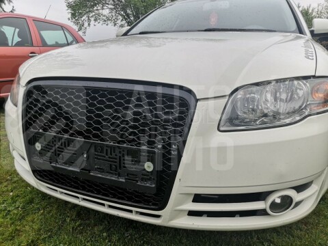 Přední maska Audi A4 B7 04-08 RS Style, lesklá černá Přední maska Audi A4 B7 04-08 RS Style, lesklá černá