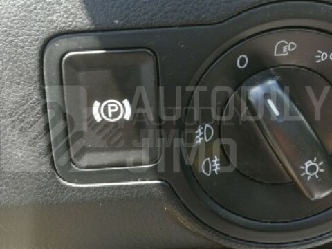 Tlačítko, spínač ruční brzdy VW Passat B6, VW Passat CC