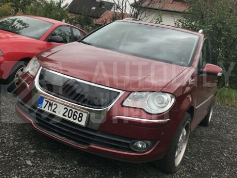 Zimní clona chladiče VW Touran 06-10, po faceliftu Zimní clona chladiče VW Touran 06-10, po faceliftu