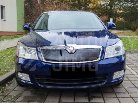 Zimní clona chladiče Škoda Octavia II 08-13 Zimní clona chladiče Škoda Octavia II 08-13