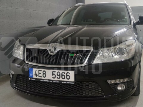 Znak, logo, emblém, nápis Škoda RS, VRS kovový - nová edice, na přední masku Znak, logo, emblém, nápis Škoda RS, VRS kovový - nová edice, na přední masku