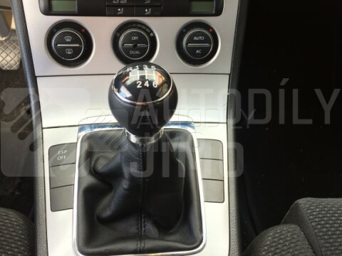 Řadící páka VW Passat B6 3C - 6st Řadící páka VW Passat B6 3C - 6st