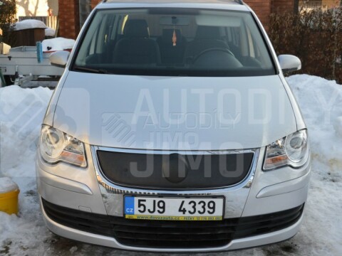 Zimní clona chladiče VW Touran 06-10, kryt masky Zimní clona chladiče VW Touran 06-10, kryt masky