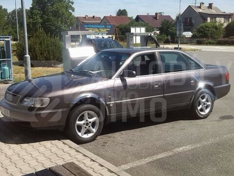 lemy blatníku Audi 100, Audi A6 C4 1991-1997 lemy blatníku Audi 100, Audi A6 C4 1991-1997