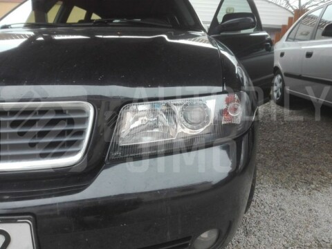 Přední světla AUDI A4 B5 99-00 facelift - Černá Přední světla AUDI A4 B5 99-00 facelift - Černá