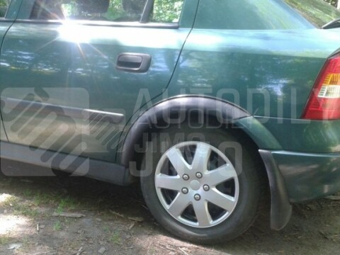 Plastové zadní lemy blatníku Opel Astra G 1998-2009 hatchback, sedan, 3dv. Plastové zadní lemy blatníku Opel Astra G 1998-2009 hatchback, sedan, 3dv.