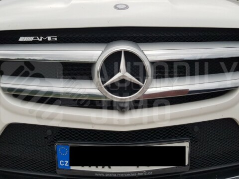 Znak, logo, emblém, nápis Mercedes - Benz AMG 3D - na přední masku - kovový, chrom Znak, logo, emblém, nápis Mercedes - Benz AMG 3D - na přední masku - kovový, chrom