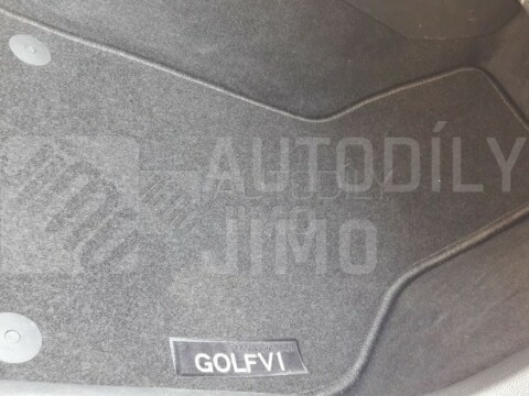 Textilní autokoberce VW Golf VI, 08-13 s nápisem, gramáž 2000g/m2