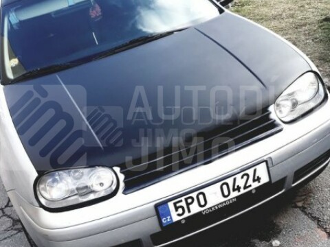 Přední maska VW Golf IV - plastová bez znaku Přední maska VW Golf IV - plastová bez znaku