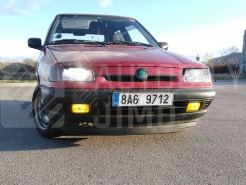 Mračítka Škoda Felicia I 1994-1998, kryty světlometů