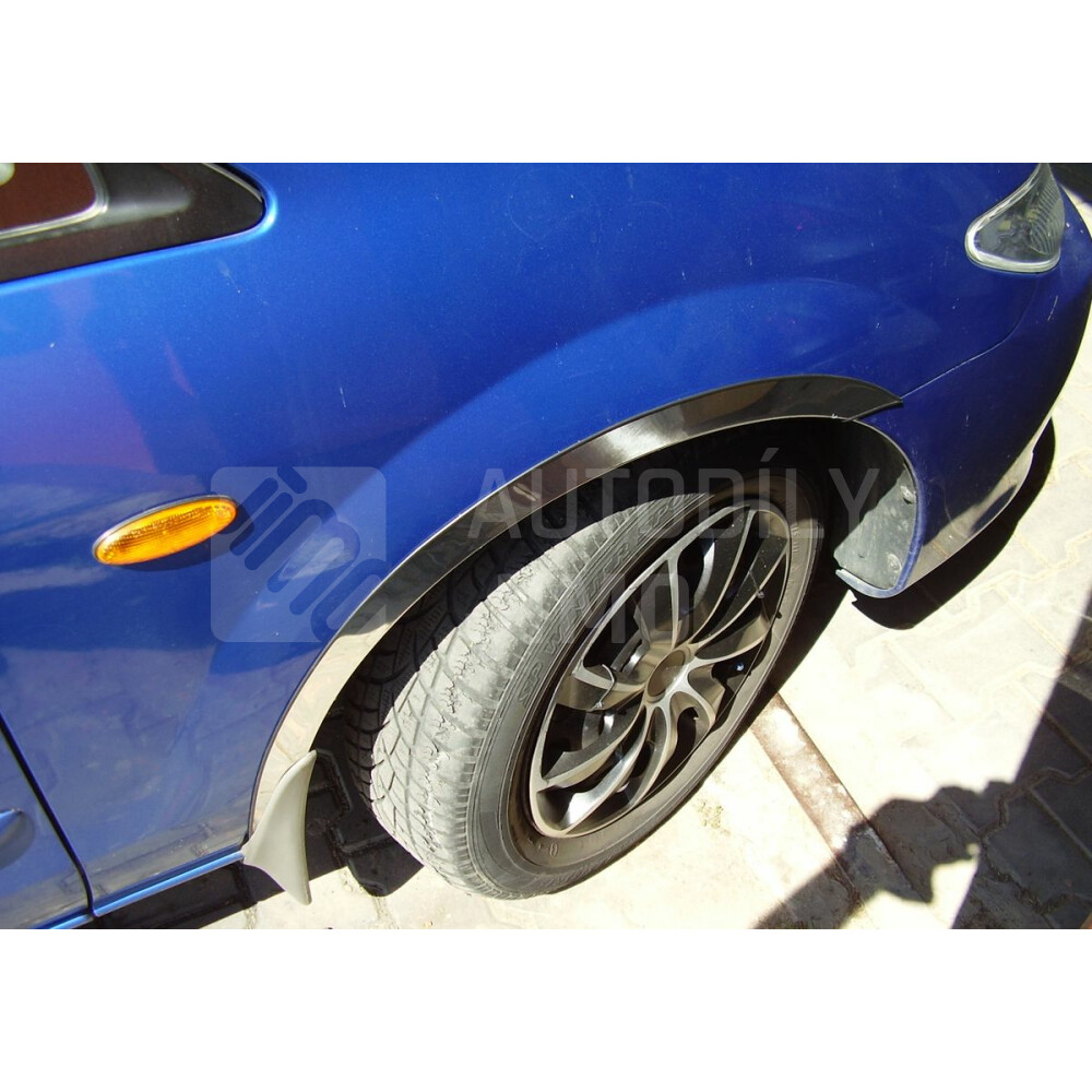 Lemy blatniku Mazda Premacy 1999-2005.jpg