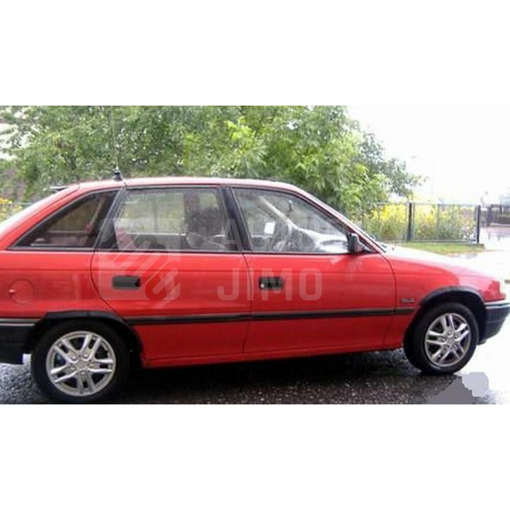 Lemy blatniku Opel Astra F 1991-2001.jpg