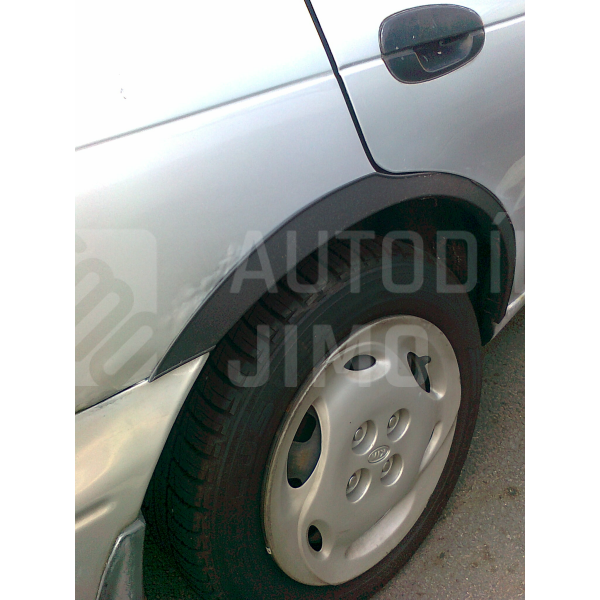 Lemy blatníku Kia Sephia 1992-1999 Lemy blatníku Kia Sephia 1992-1999