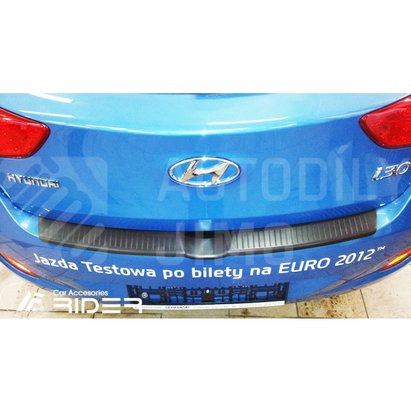 Ochranná lišta hrany kufru Hyundai i 30 12- Ochranná lišta hrany kufru Hyundai i 30 12-