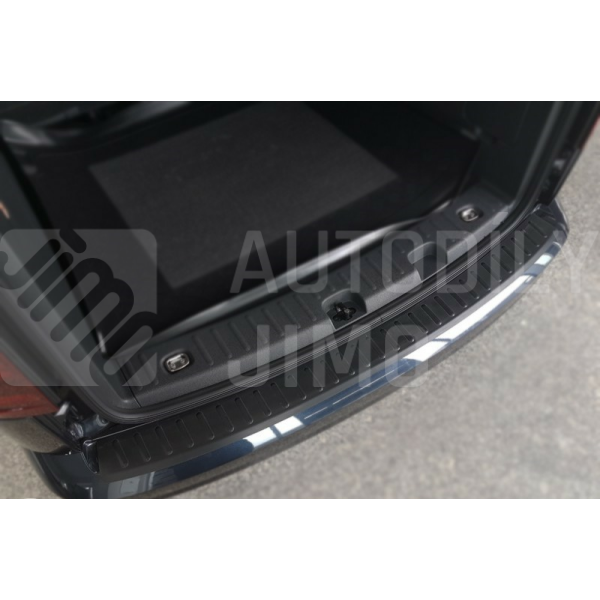 Ochranná lišta nárazníku VW Caddy 2015-2020 Ochranná lišta nárazníku VW Caddy 2015-2020