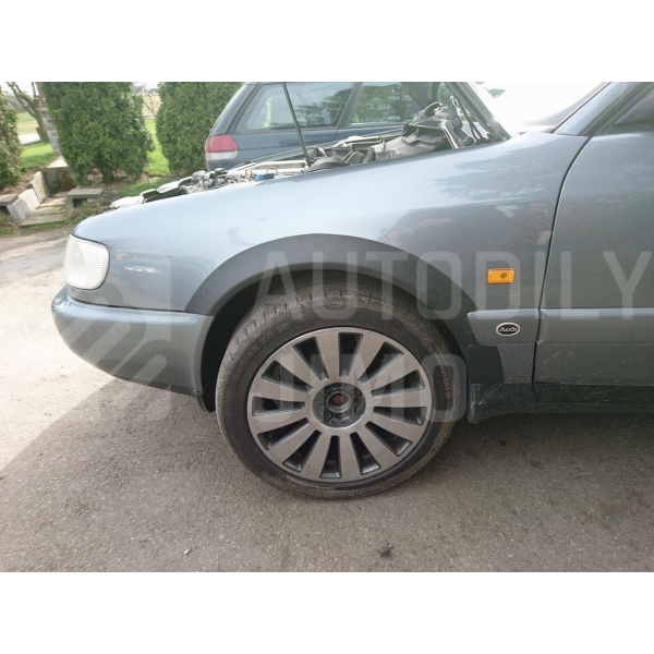 Plastové lemy blatníku Audi A6 C4, Audi 100 91-97 Plastové lemy blatníku Audi A6 C4, Audi 100 91-97