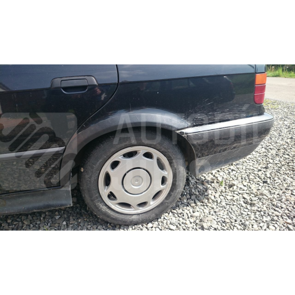 Plastové lemy blatníku BMW 3 E36 combi 1990-1998 Plastové lemy blatníku BMW 3 E36 combi 1990-1998