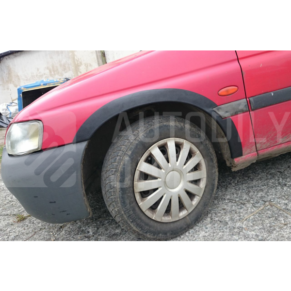 Plastové lemy blatníku Ford Escort 1990-2000 5dv.hatchback, combi