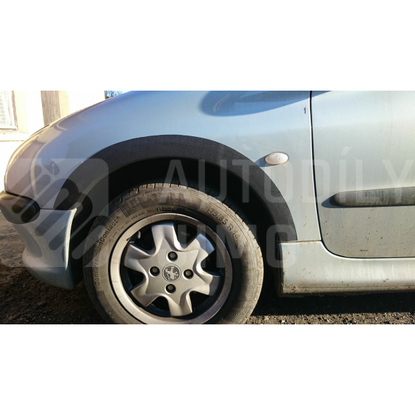 Plastové lemy blatníku Peugeot 206  5dveř. 1998-2007