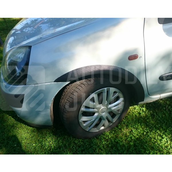 Plastové lemy blatníku Renault Clio Thalia 2001-2008 Plastové lemy blatníku Renault Clio Thalia 2001-2008