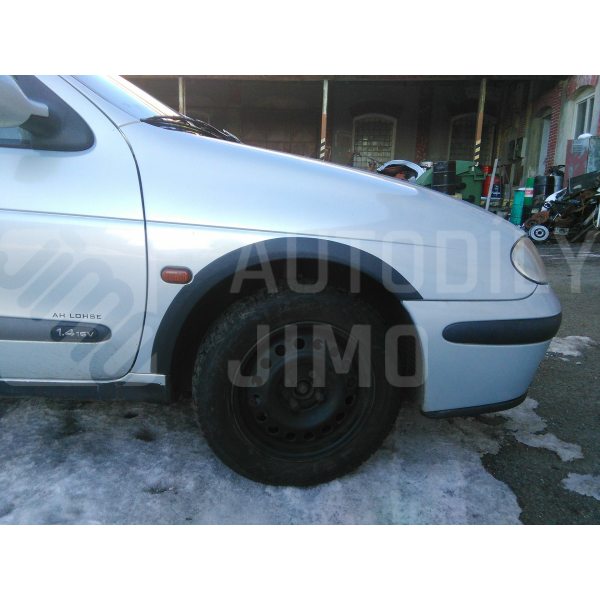 Plastové lemy blatníků Renault Mégane 95-99 Plastové lemy blatníků Renault Mégane 95-99