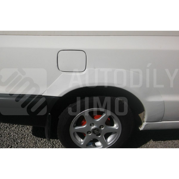 Plastové lemy blatníku Škoda Felicia Pick Up zadní lemy nalakované do barvy vozu Plastové lemy blatníku Škoda Felicia Pick Up zadní lemy nalakované do barvy vozu